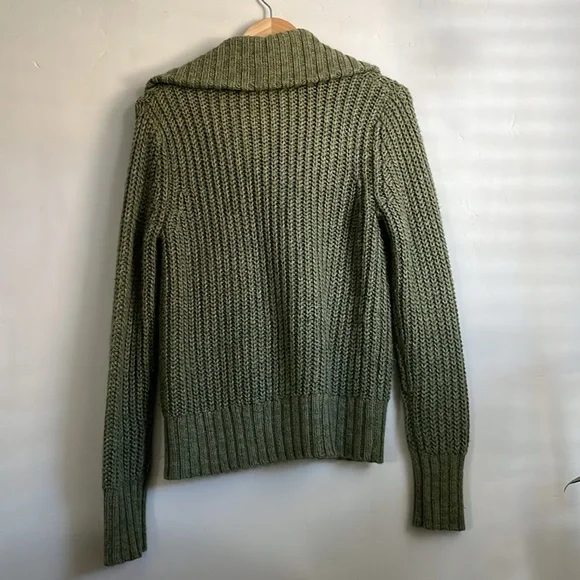 •| mossimo chunky knit cardigan - Picture 2 of 11